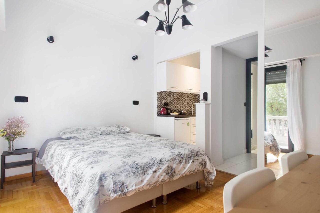 Newly Renovated Studio Downtown Athens! エクステリア 写真