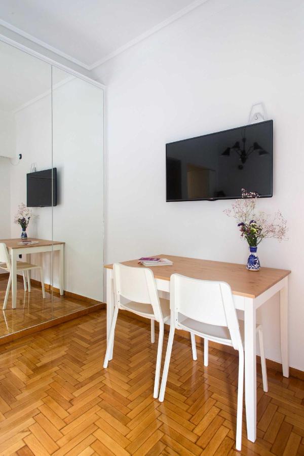 Newly Renovated Studio Downtown Athens! エクステリア 写真